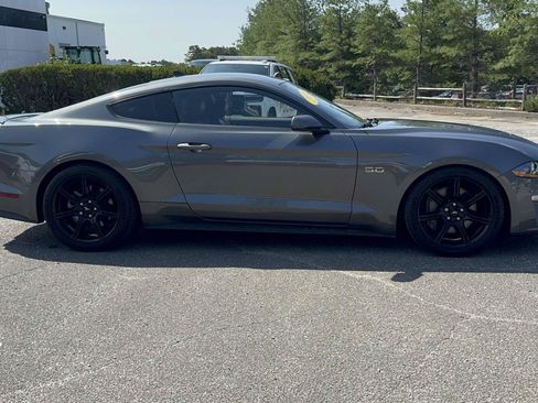 Used 2022 Ford Mustang GT Premium w/ Equipment Group 401A RWD image 3