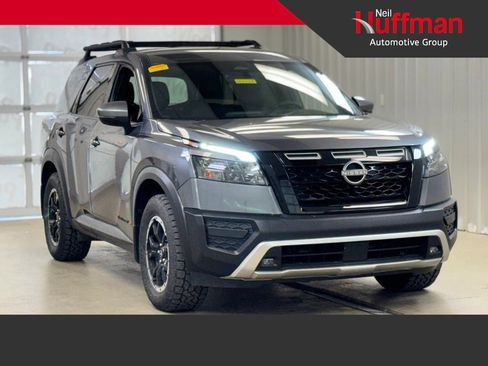 Used 2025 Nissan Pathfinder Rock Creek AWD/4WD image 1