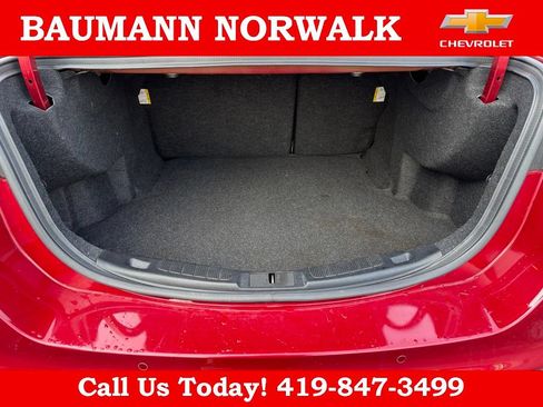 Used 2017 Ford Fusion SE w/ Fusion SE Technology Package FWD image 40