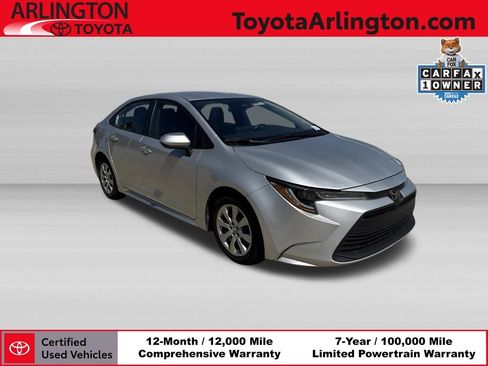 Used 2025 Toyota Corolla LE FWD image 1
