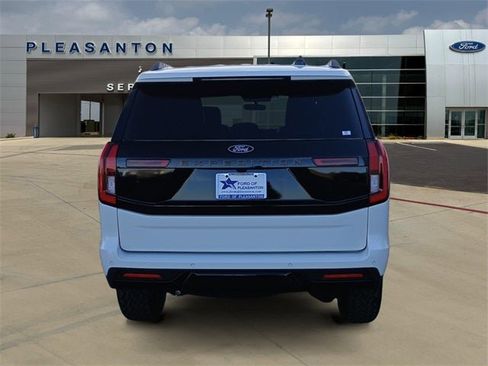 New 2025 Ford Expedition Tremor image 4