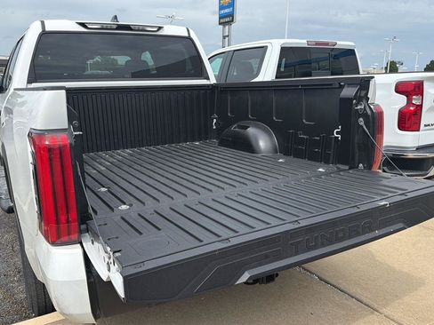 Used 2026 Toyota Tundra SR5 AWD/4WD image 5
