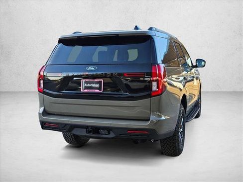 New 2026 Ford Expedition Tremor image 2