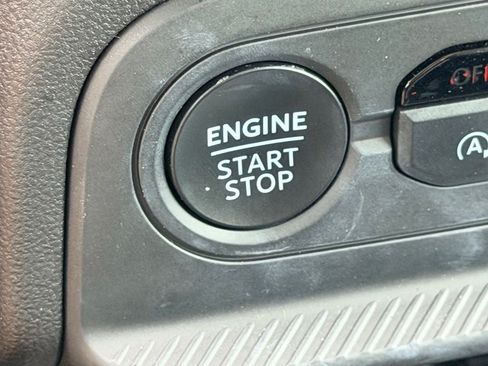 Used 2025 Ford Bronco Sport Outer Banks w/ Outer Banks Tech Package+ AWD/4WD image 29