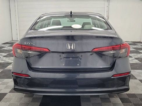 Used 2023 Honda Civic EX image 5