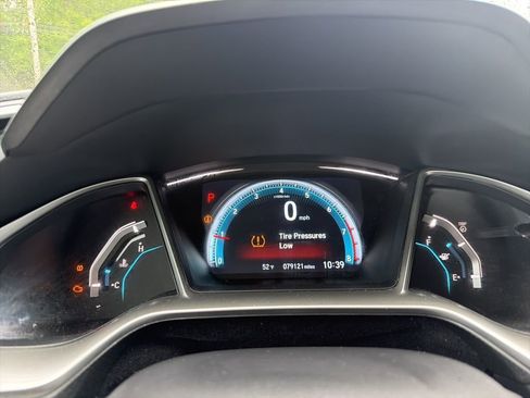 Used 2016 Honda Civic EX image 3