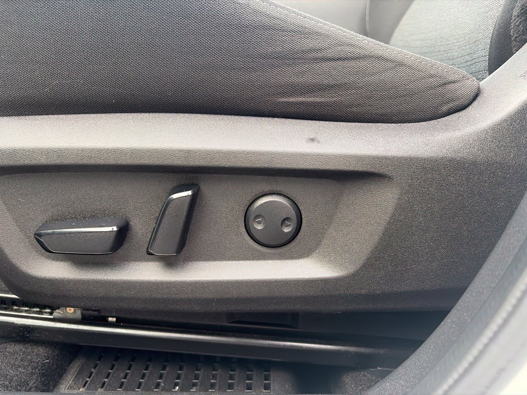 Used 2023 Nissan Rogue SV FWD image 20