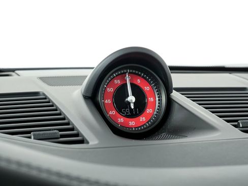 Used 2024 Porsche 911 Carrera T RWD image 17