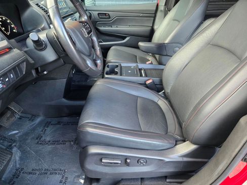 Used 2025 Honda Odyssey Sport-L image 25