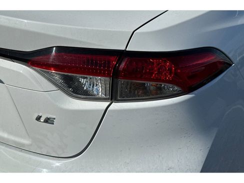 Used 2024 Toyota Corolla LE image 6
