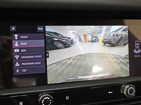 Certified 2026 Porsche Macan AWD/4WD image 28
