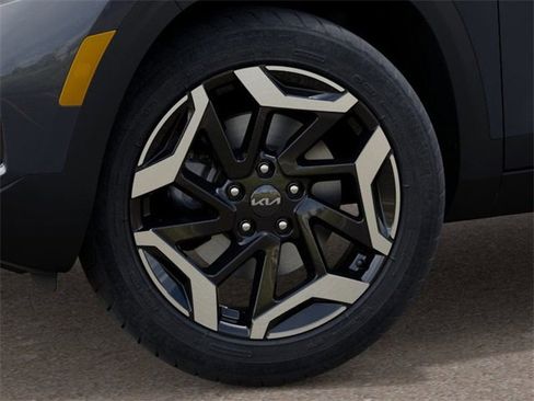 New 2026 Kia Seltos SX w/ SX Sunroof Package image 9