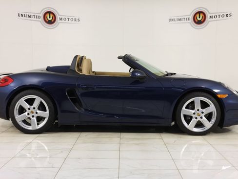 Used 2016 Porsche Boxster RWD image 2