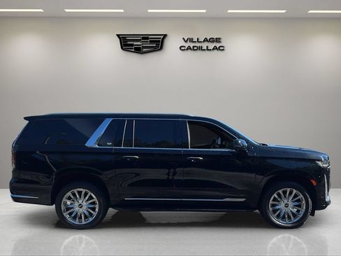 Certified 2024 Cadillac Escalade ESV Premium Luxury w/ LPO, Floor Liner Package AWD/4WD image 6