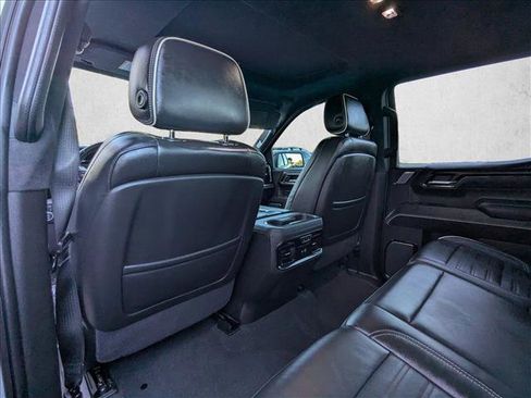 Used 2022 GMC Sierra 1500 AT4X image 11