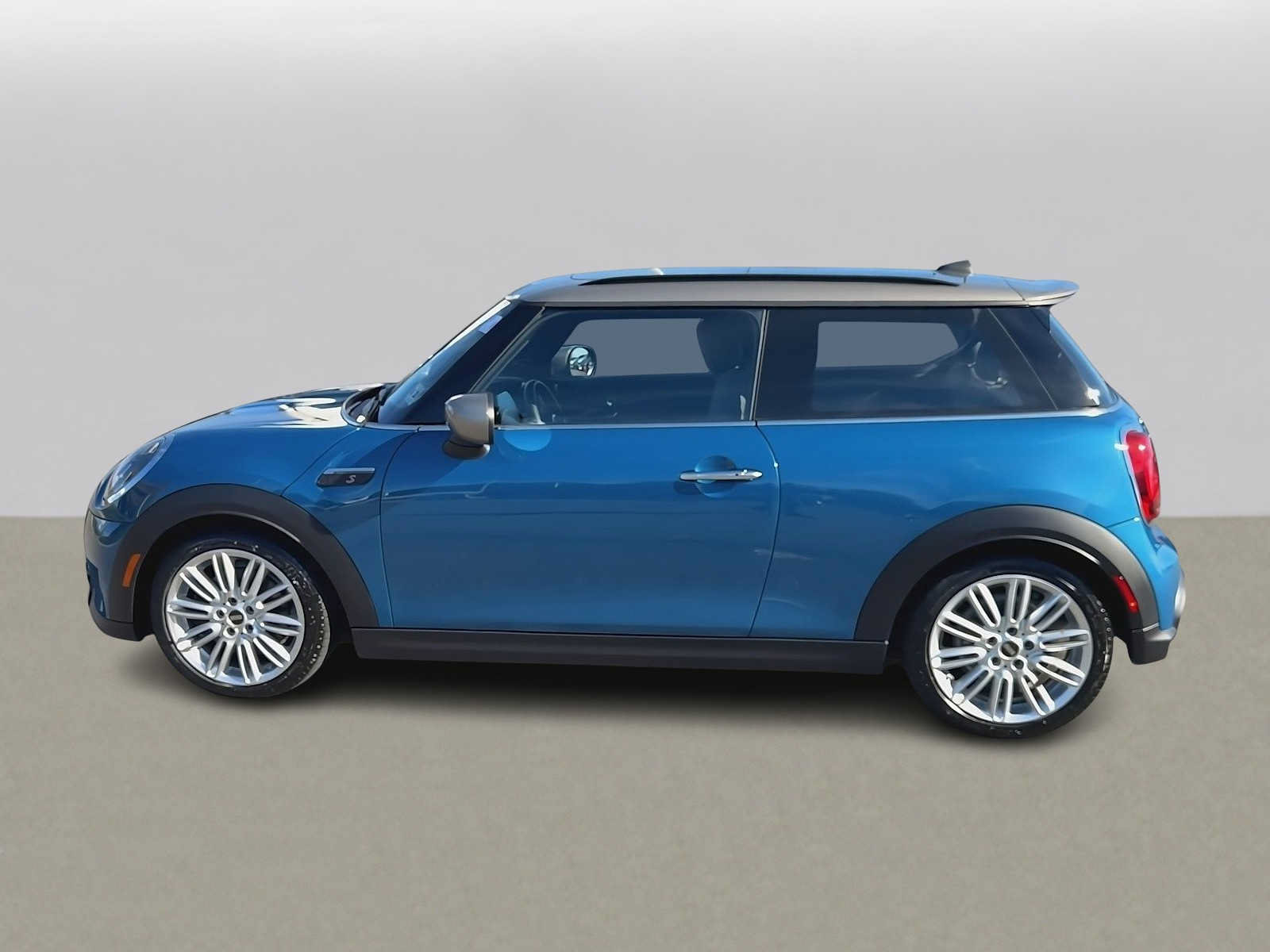 Used 2024 MINI Cooper S FWD image 5