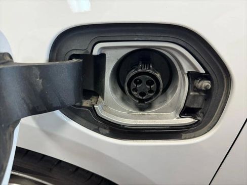 Used 2019 Chevrolet Volt LT image 15