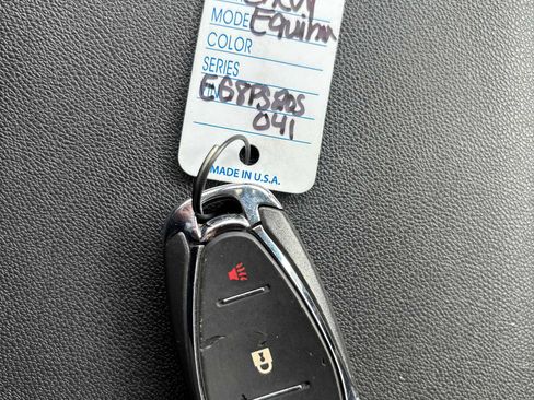 Used 2023 Chevrolet Equinox LT AWD/4WD image 29