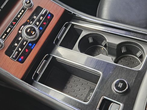 Used 2023 Lincoln Aviator Reserve w/ Equipment Group 201A image 21