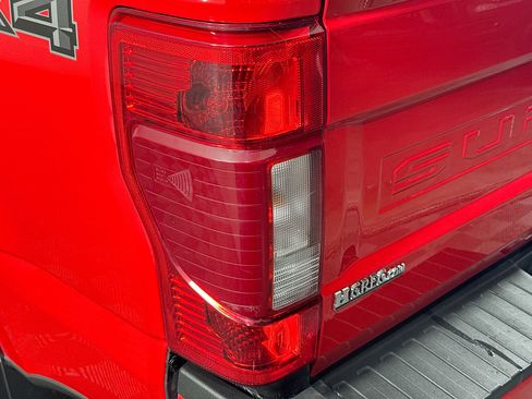 Used 2022 Ford F250 XLT w/ Black Appearance Package image 33