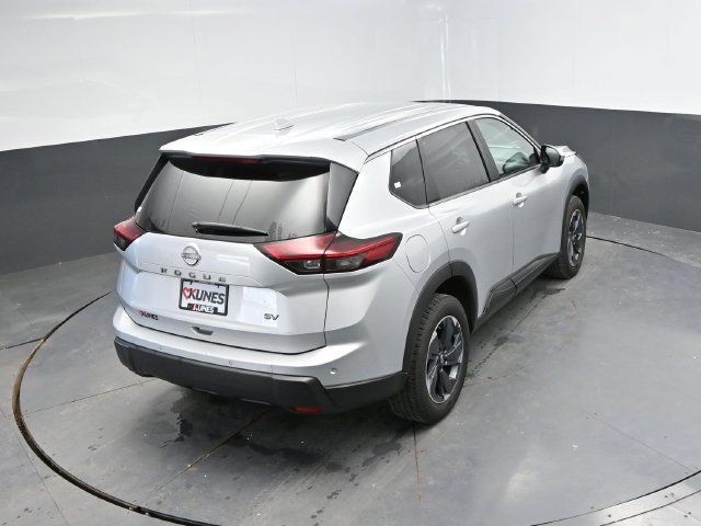 Used 2024 Nissan Rogue SV FWD image 35
