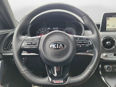 Used 2020 Kia Stinger GT2 AWD/4WD image 13