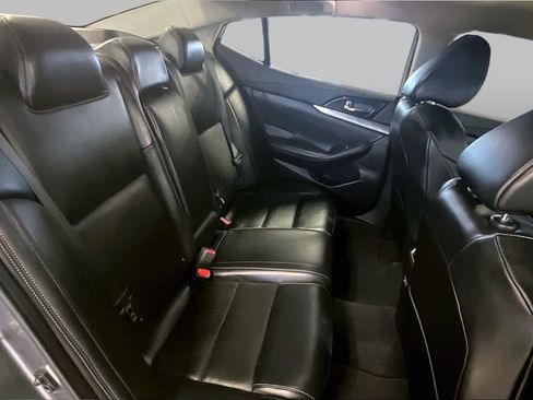 Used 2021 Nissan Maxima 3.5 SV w/ Floor Mat Group FWD image 17
