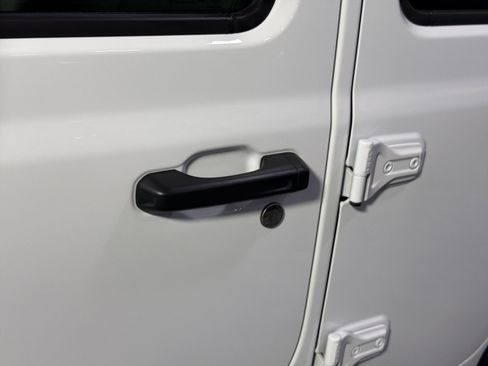 Used 2024 Jeep Wrangler Unlimited Sport AWD/4WD image 16