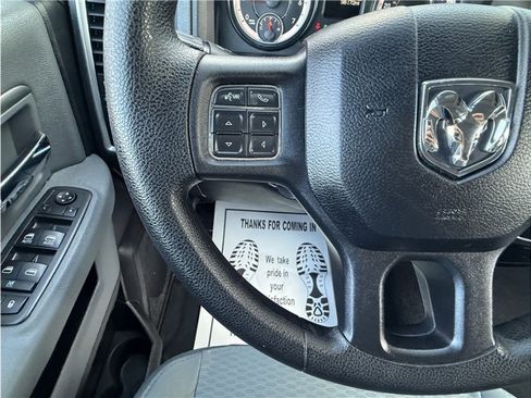 Used 2016 RAM 1500 Classic SLT image 32