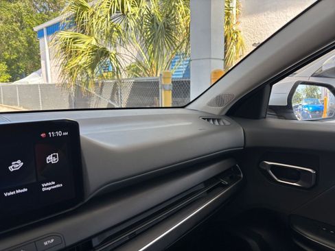Used 2025 Kia K4 FWD image 36