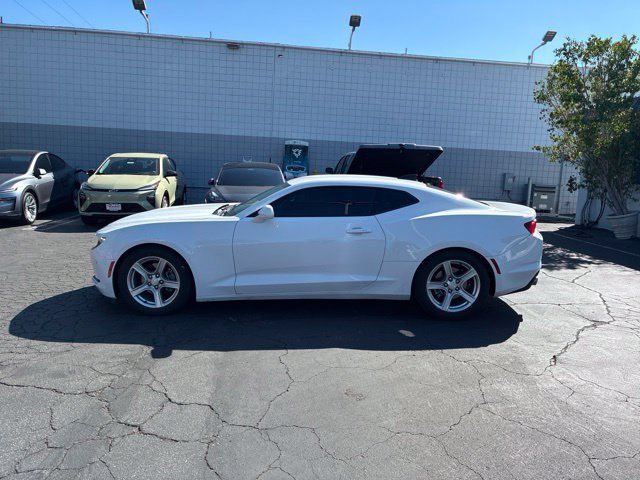 Used 2024 Chevrolet Camaro LT RWD image 4