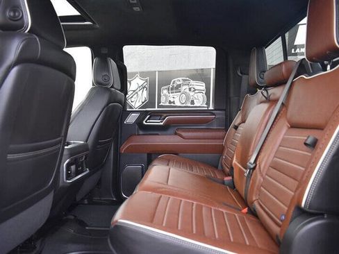Used 2024 GMC Sierra 3500 Denali Ultimate image 22