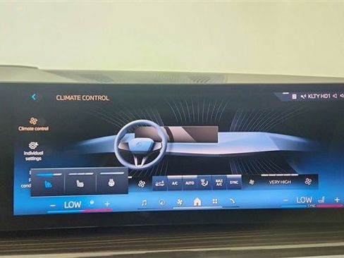 Used 2025 BMW X6 xDrive40i image 53