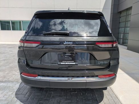 Used 2024 Jeep Grand Cherokee Limited image 6