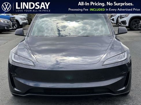 Used 2024 Tesla Model 3 Performance image 3