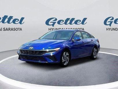 New 2025 Hyundai Elantra Limited