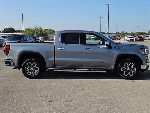 Used 2025 GMC Sierra 1500 SLT RWD image 5