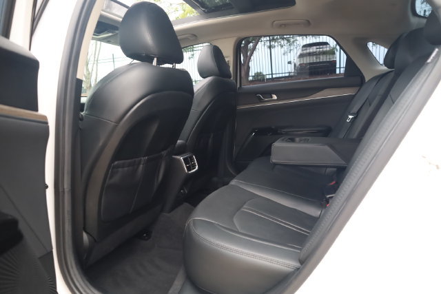 Used 2024 Kia K5 EX w/ EX Premium Package FWD image 25