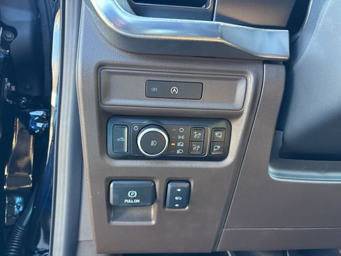 New 2025 Ford F150 King Ranch w/ FX4 Off-Road Package image 23