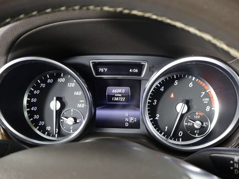 Used 2014 Mercedes-Benz GL 450 4MATIC image 26