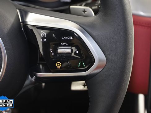 Used 2024 Jaguar XF R-Dynamic SE image 40