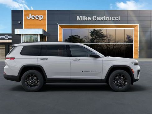 New 2026 Jeep Grand Cherokee L 4WD image 21