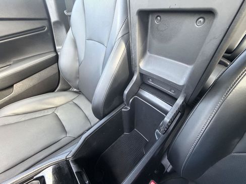Used 2023 Honda Accord Sport image 13