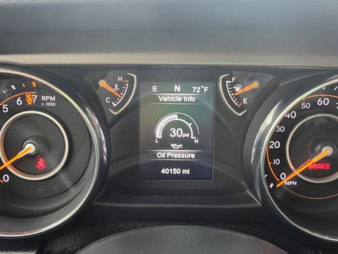 Used 2019 Jeep Wrangler Sport AWD/4WD image 8