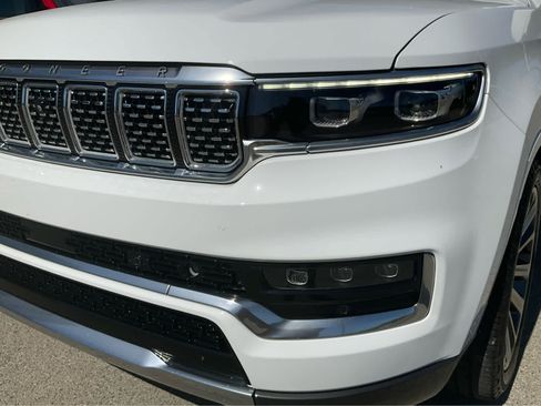 Used 2022 Jeep Grand Wagoneer Series I w/ Convenience Group III AWD/4WD image 40