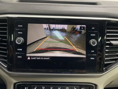 Used 2022 Volkswagen Atlas SE image 17