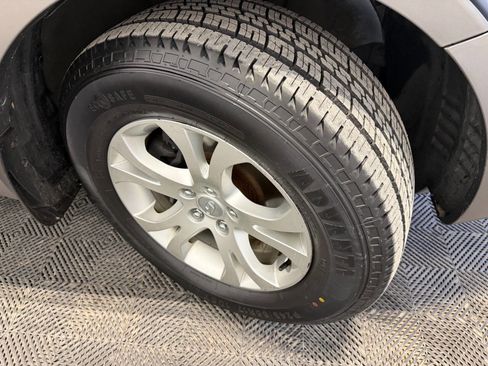 Used 2010 Hyundai Veracruz GLS image 36