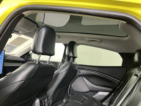 Used 2025 Ford Mustang Mach-E Premium AWD/4WD image 15