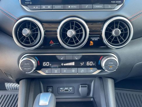 New 2025 Nissan Sentra SR image 17