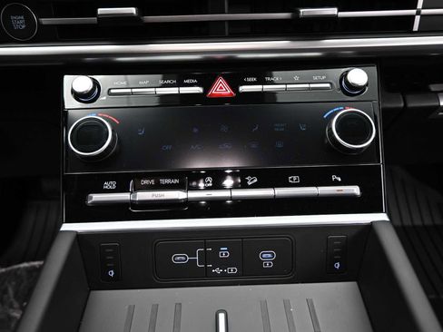 Certified 2026 Hyundai Santa Fe XRT AWD/4WD image 18